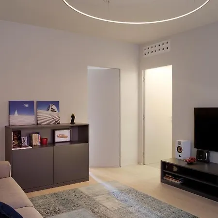 Casa Da Gio',incantevole Design, Nel Cuore Di Alba, Parcheggio Alba (Piedmont)