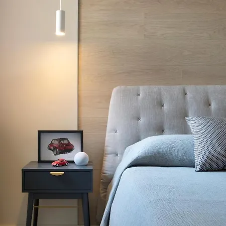 Casa Da Gio',incantevole Design, Nel Cuore Di Alba, Parcheggio *