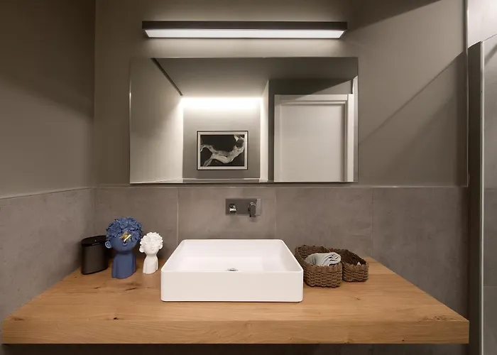 Lejlighed Casa Da Gio',incantevole Design, Nel Cuore Di Alba, Parcheggio
